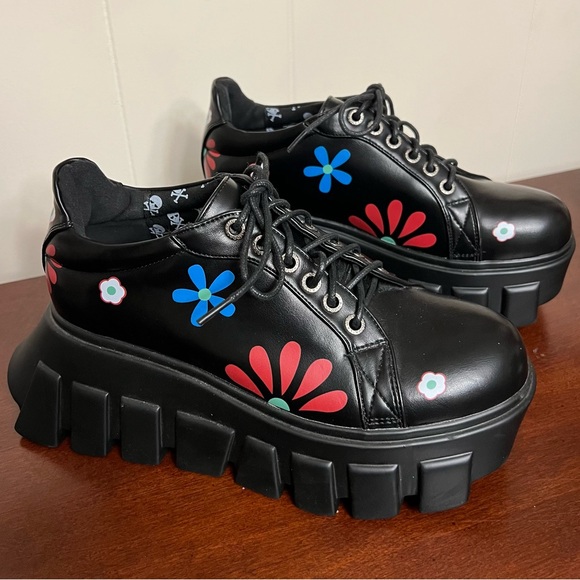 Lamoda IN BLOOM chunky sneaker Black colorful Floral Platform NWOT - Picture 3 of 8
